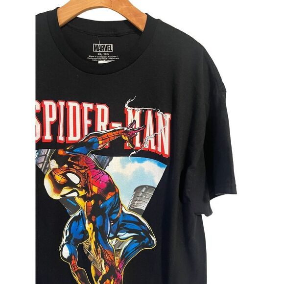 Marvel Comics T Shirt Mens Medium Spider Man Black Tee Officially Licensed NEW - Picture 3 of 8